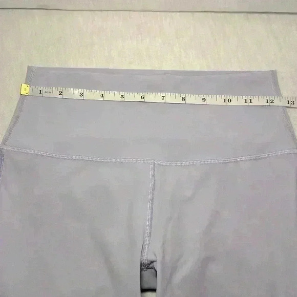 Lululemon Align High Ride Crop 23” Lilac/Light Purple Women’s Size 6 - Picture 5 of 10